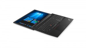 03_thinkpad_e585_hero_180_degree_hinge